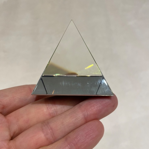 Crystal Pyramid - Picture 7 of 16